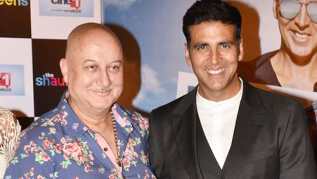 Akshay Kumar ‘Slaps’ Anupam Kher At ‘The Shaukeens’ Trailer Launch