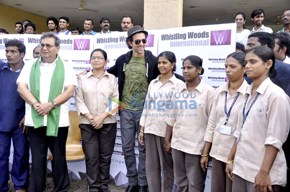 hrithik roshan at wwi cleanliness drive 2