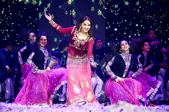 conclusion of shah rukh khans slam the tour in london 25