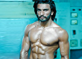 Ranveer Singh bares it all in new Rocky Aur Rani promo, Deepika Padukone  reacts