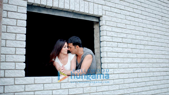 the shaukeens 72