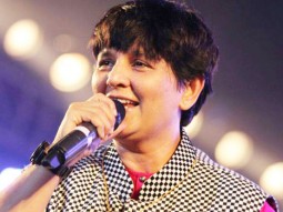 Falguni Pathak At Navratri Celebrations At Raritan Centre Edison, New Jersey, USA