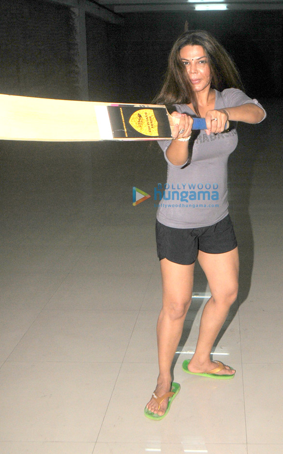 rakhi sawant joins rowdy bangalore team of bcl 3
