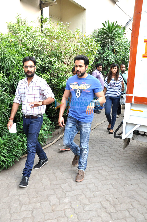 emraan hashmi snapped at mehboob studio for ungli promotions 2
