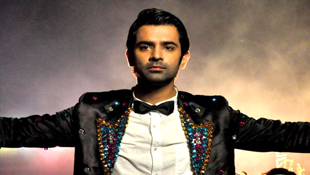 Yaar Bina Chain Kaha Re (Main Aur Mr. Riight)