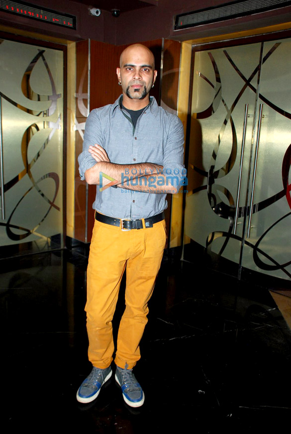 mallika sherawat graces the premiere of sulemani keeda 9