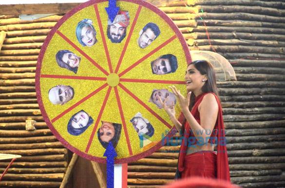 sonam kapoor arbaaz khan promote dolly ki doli on bigg boss 8 9