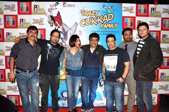 musical promotion of crazy kukkad family at r city mall 2