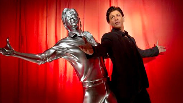Shah Rukh Gets Immortalized In 1st Life Size 3D Printed Model In The World