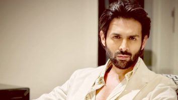 Celebrity wallpaper of Kartik Aaryan