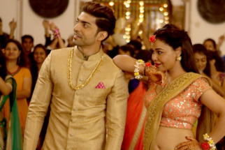 Movie Wallpapers Of The Laali Ki Shaadi Mein Laddoo Deewana