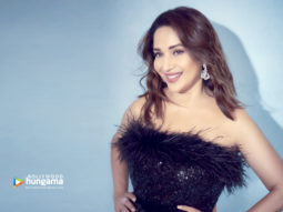 Celeb Wallpapers Of Madhuri Dixit