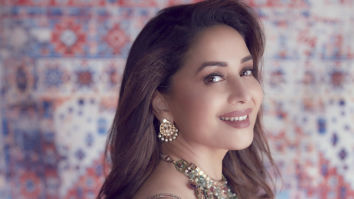 Celeb Wallpapers Of Madhuri Dixit