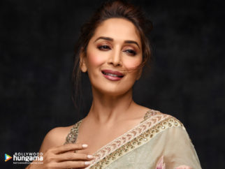 Celeb Wallpapers Of Madhuri Dixit