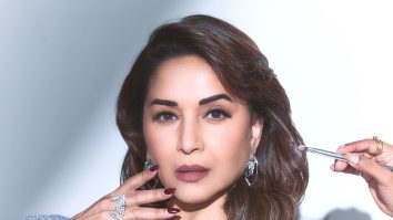 Celeb Wallpapers Of Madhuri Dixit
