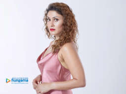 Celebrity wallpaper of Manjari Fadnnis