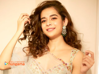 Celebrity wallpaper of Mithila Palkar