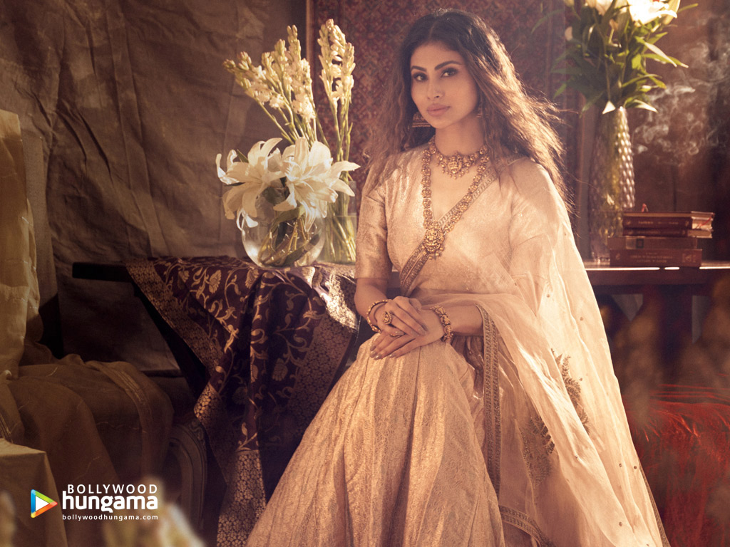Mouni Roy