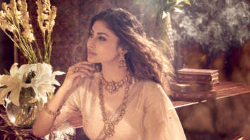 Celebrity wallpapers of Mouni Roy