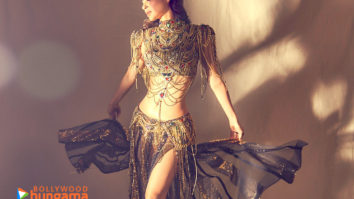 Celebrity wallpaper of Mouni Roy