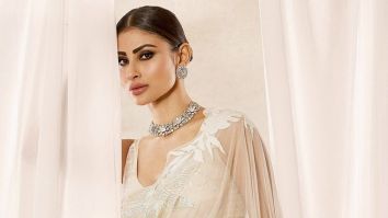 Celebrity wallpaper of Mouni Roy