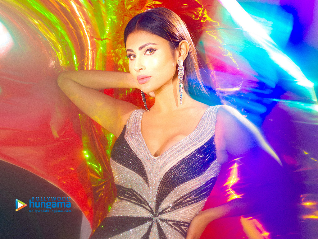 Mouni Roy