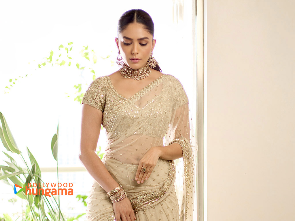 Mrunal Thakur Mrunal Thakur
