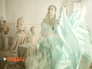 Celeb Wallpapers Of Mrunal Thakur