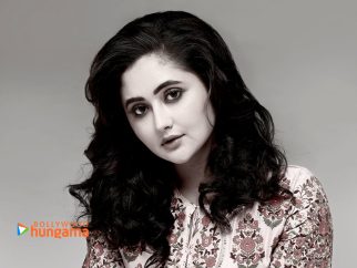 Celebrity wallpaper of Rashami Desai