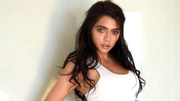 Celebrity wallpapers of Ruhi Singh