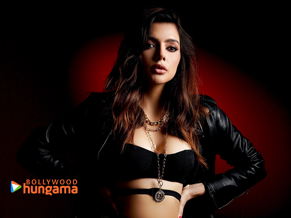 Ruhi Singh Ruhi Singh