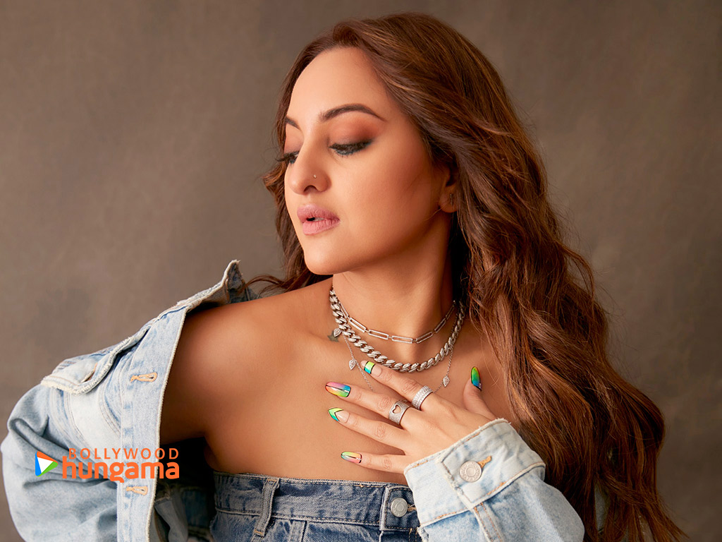 Sonakshi Sinha Sonakshi Sinha