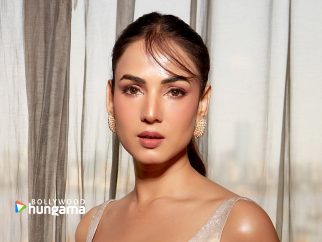 Celebrity wallpaper of Sonal Chauhan