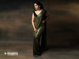 Celebrity wallpapers of Sonali Kulkarni
