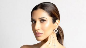 Sophie Choudry