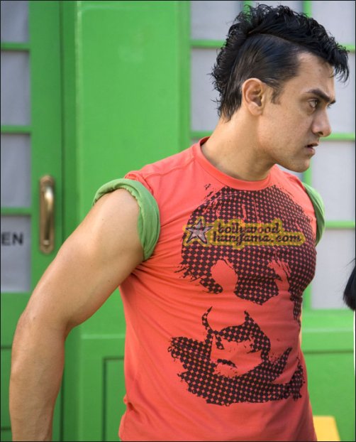 check out aamir khans six super sexy looks from the song behka from ghajini 2