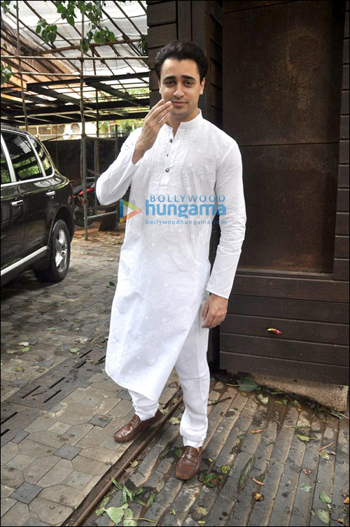check out aamir khan celebrates eid with family 4