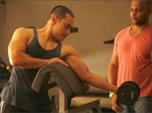 check out how aamir khan developed a chiseled physique within a years time 4