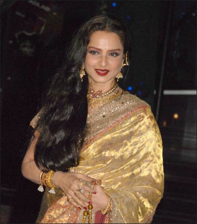 47 year old mother 39 year old son the bollywood age game continues 3 47 year old mother 39 year old son the bollywood age game continues 3