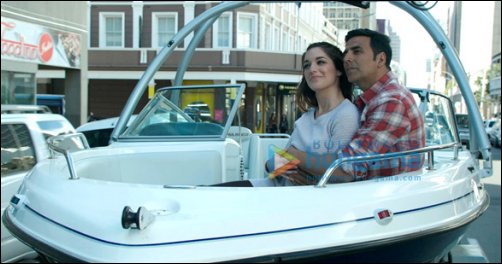 when akshay kumar rode a yacht on the streets of cape town for the shaukeens 2