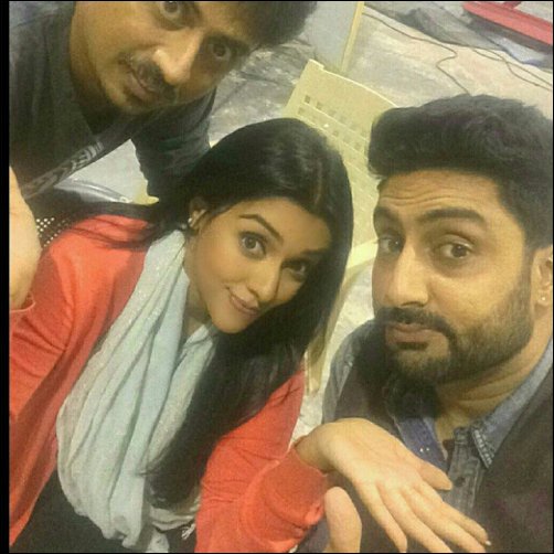 check out asin abhishek bachchan rishi kapoor on the sets of all is well 3