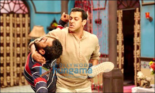 check out salman khan performs hand to hand combat in bajrangi bhaijaan 3