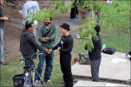 check out big b visits the dhoom 3 gang in chicago 7