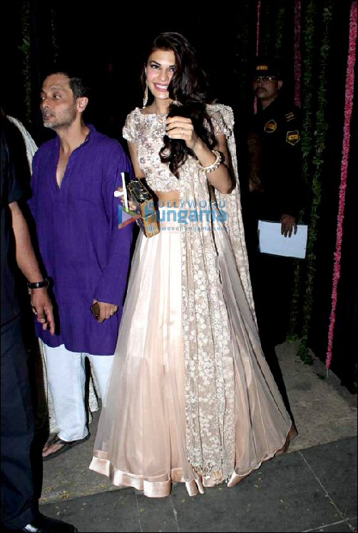 check out bollywood stars at the diwali bash of the bachchans 16