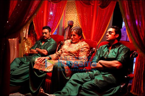 big b ab jr and devgn shoot for bol bachchan title song 4
