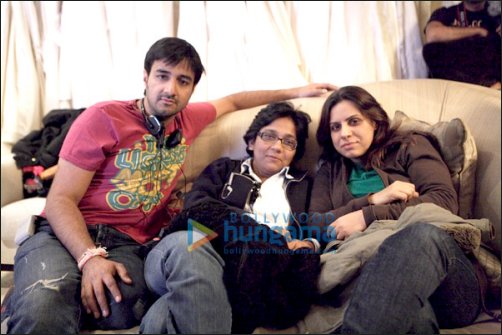 behind the scenes of anjaana anjaani part 1 8