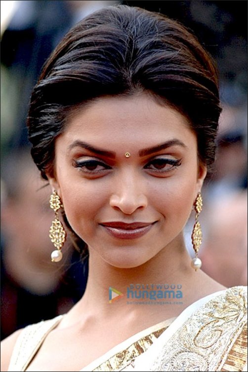 deepikas fashion bloopers at cannes 2010 3