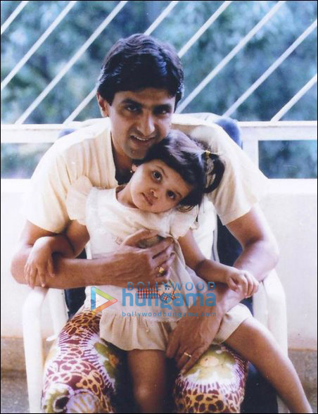 check out deepikas childhood pictures 3