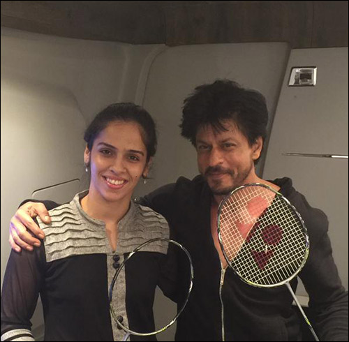 check out badminton champ saina nehwal meets the cast of dilwale 2