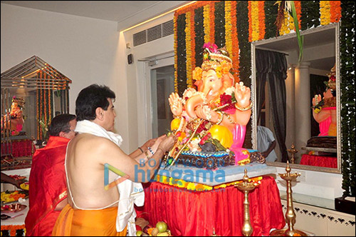 check out bollywood celebrities share pictures of ganpati celebrations 17
